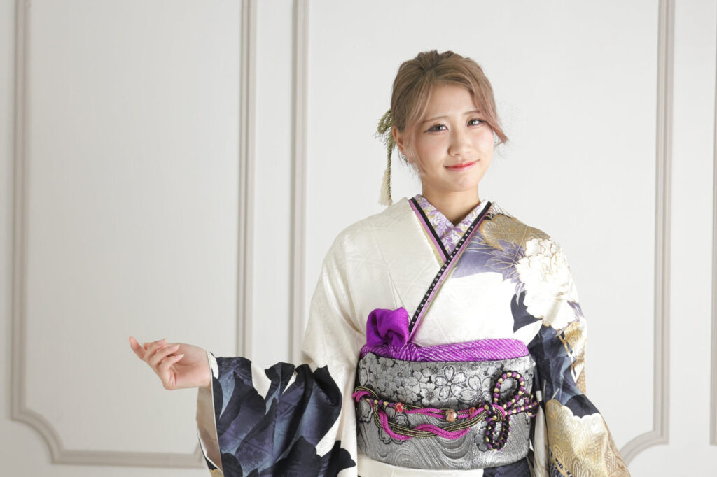 橿原市の成人式_フォトスタジオワタナベ(渡辺写真館)_橿原市_大和高田市_桜井市_振袖_スタジオ撮影_写真